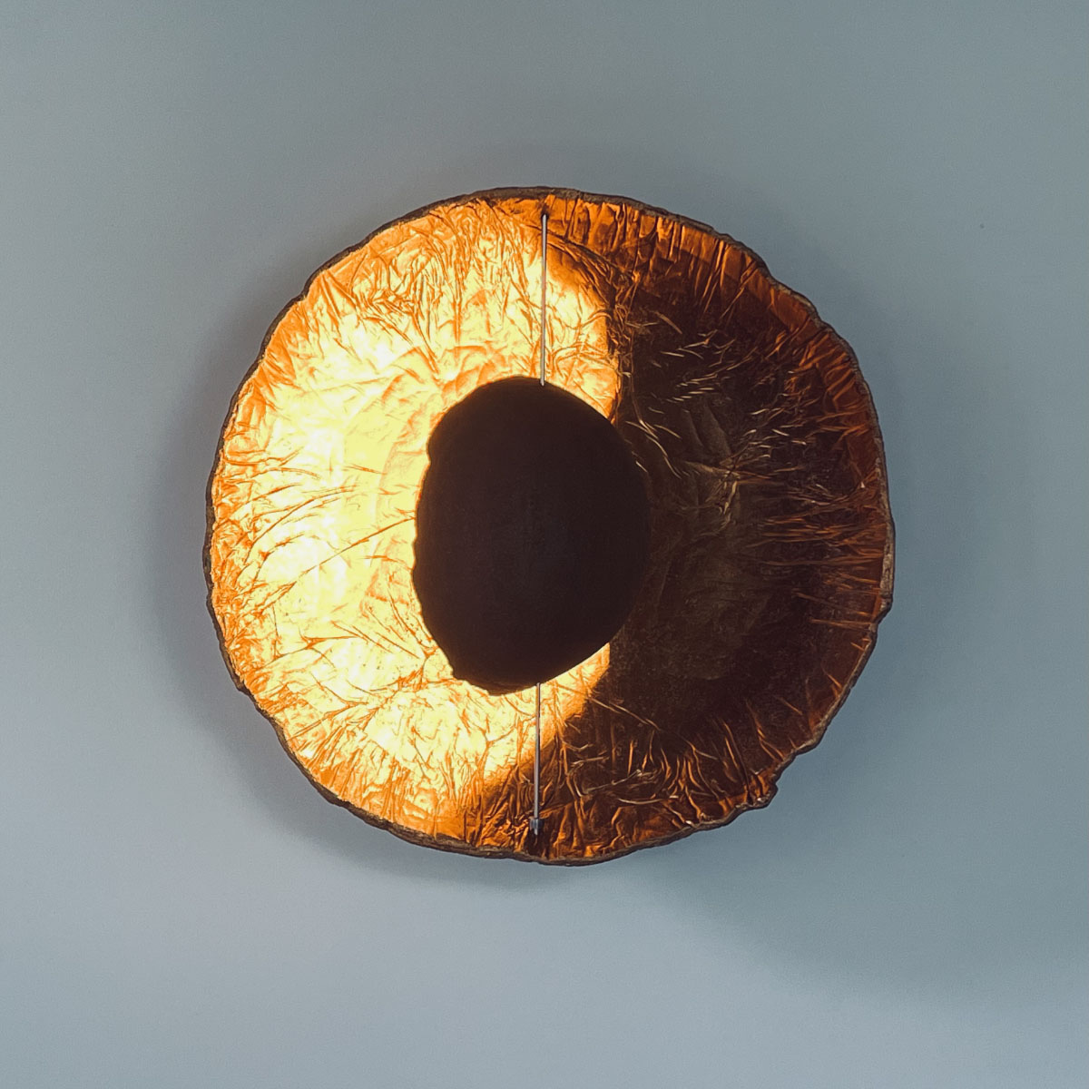 Creazione artigianale dell’applique in cemento Waki