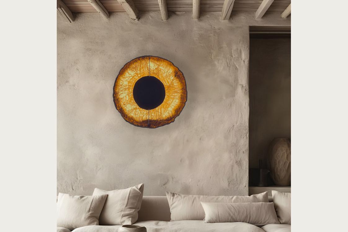 Dettagli di finitura naturale su lampade artigianali