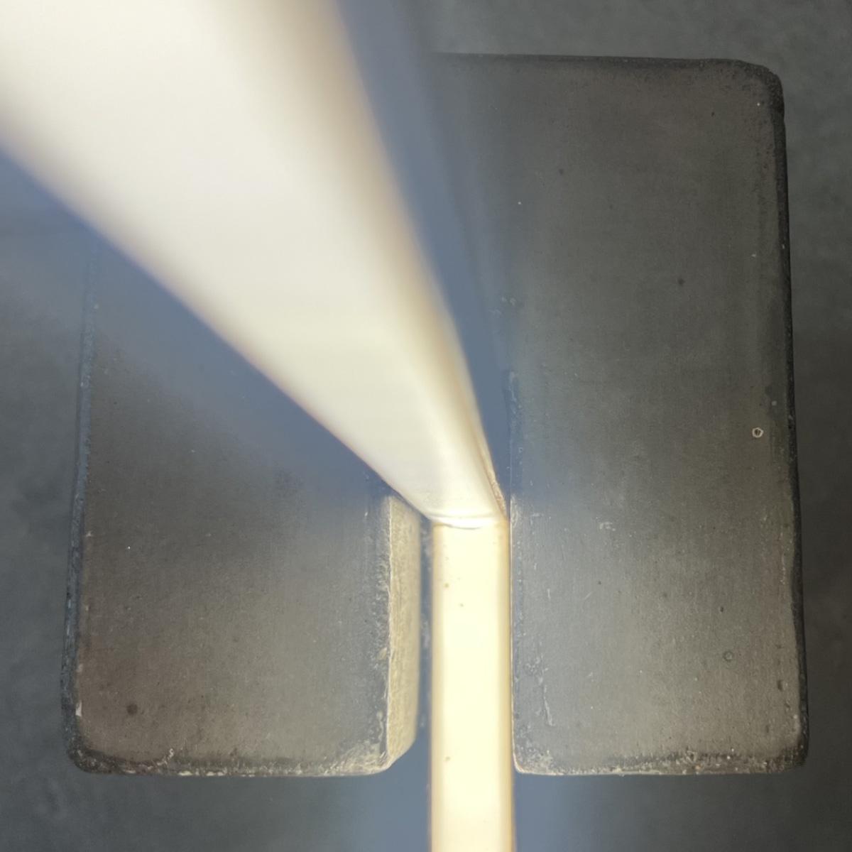 Lampada artigianale Neka creata da Poterie Design Mentone